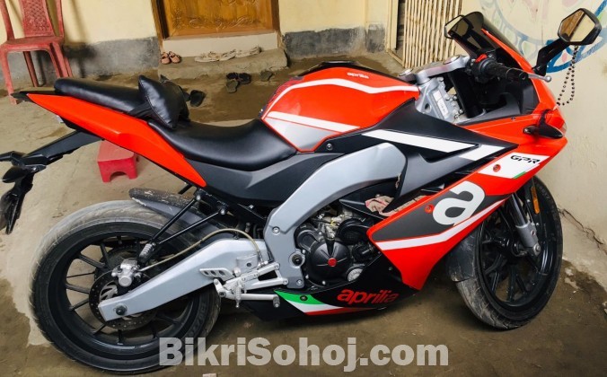 Aprilia gpr 150 italian